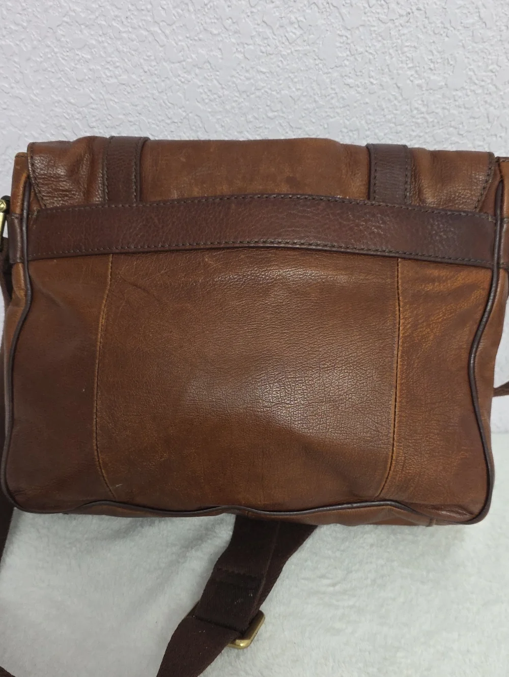 Fossil Brown Leather Messenger Crossbody Bag Distressed Vintage Style